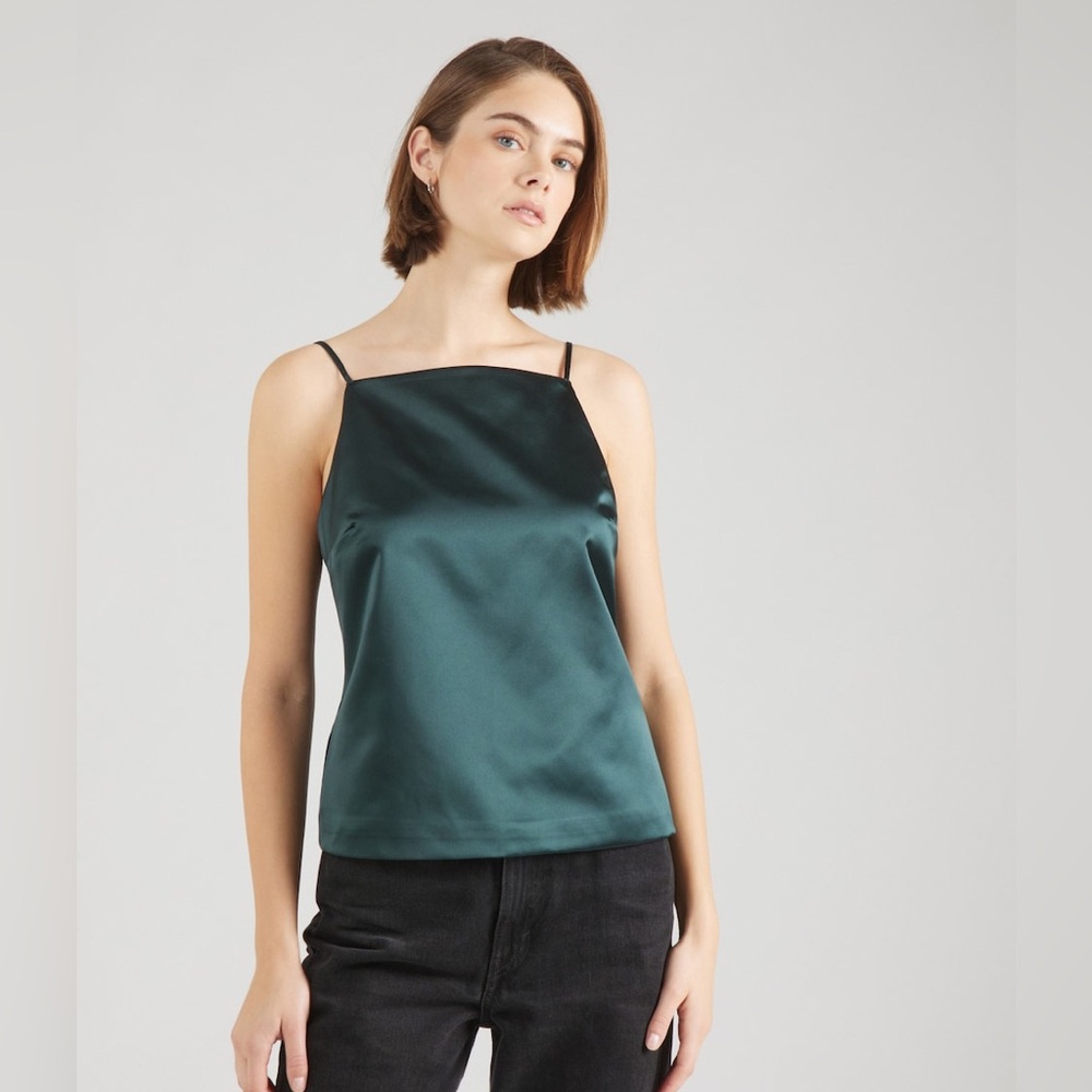 NWT Abercrombie & Fitch Emerald Green Satin Open Back Top